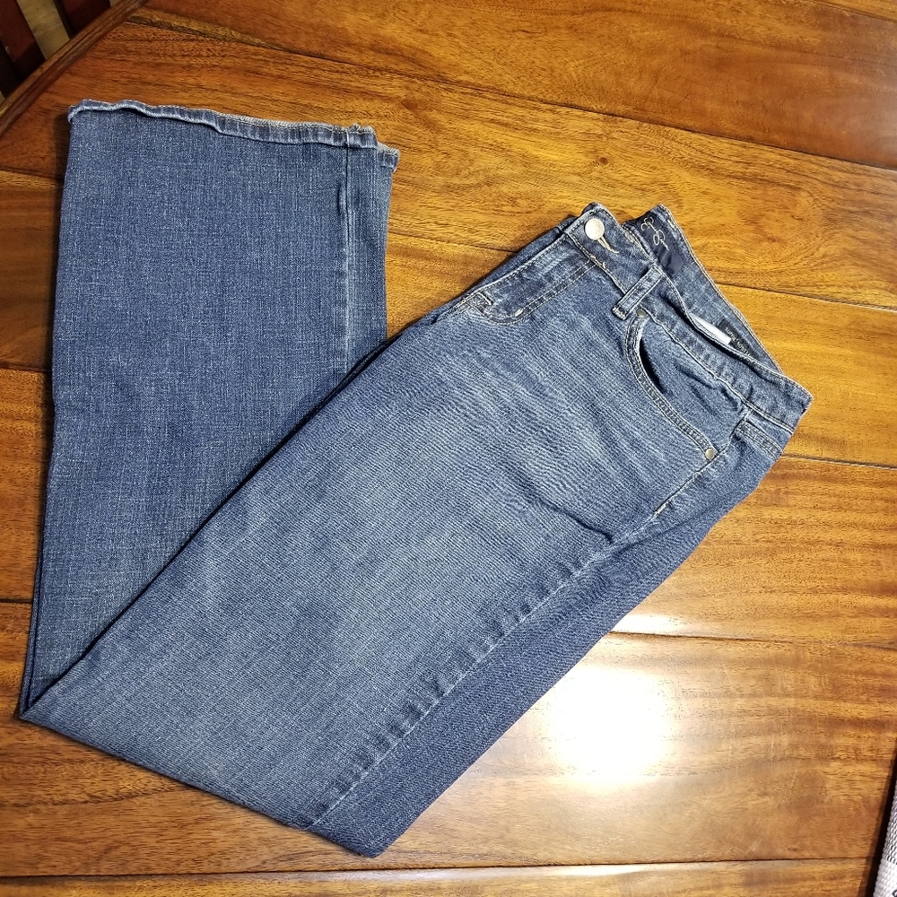 Womans Jeans
